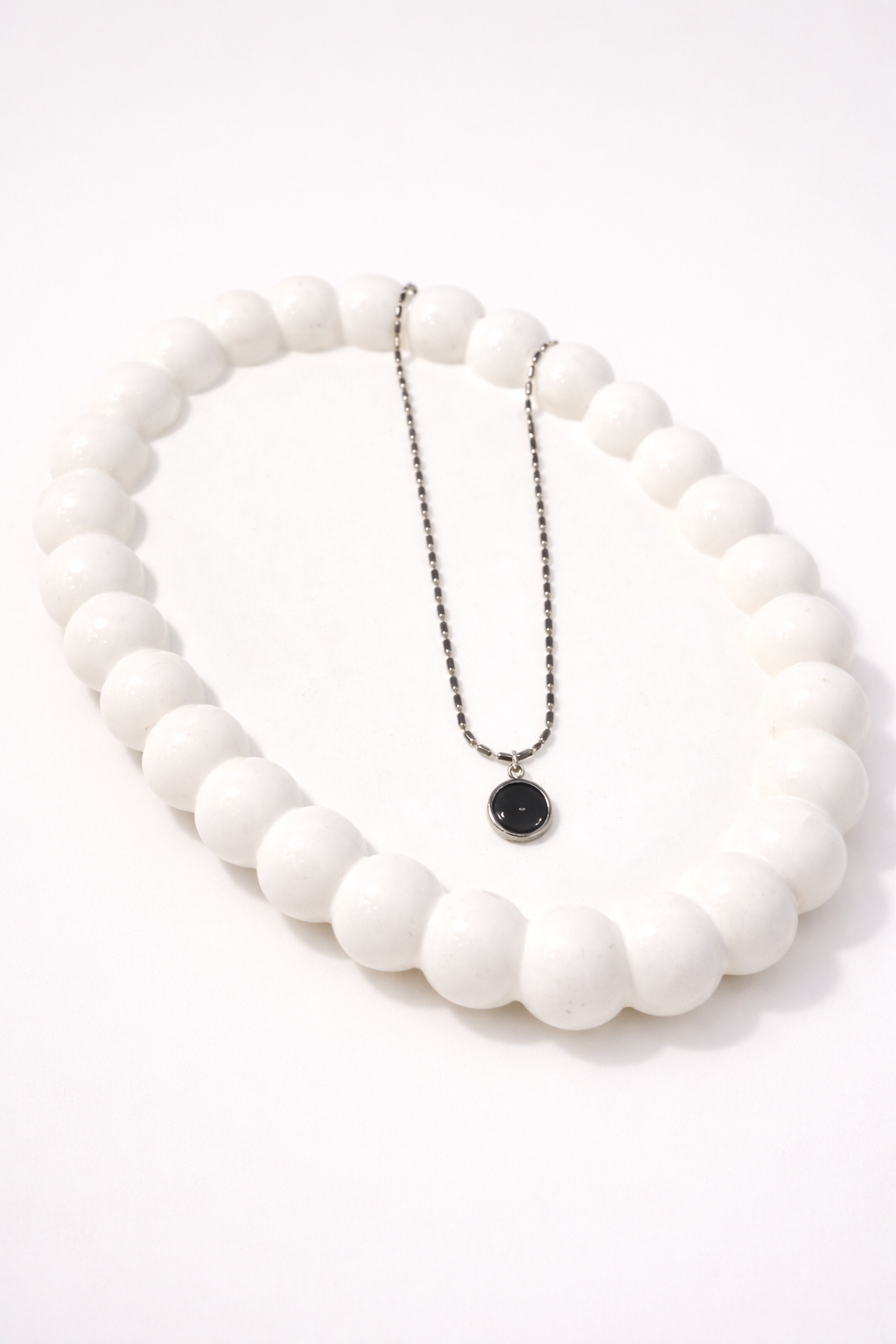 Anti-Tarnish Black Onyx Round Pendant Necklace