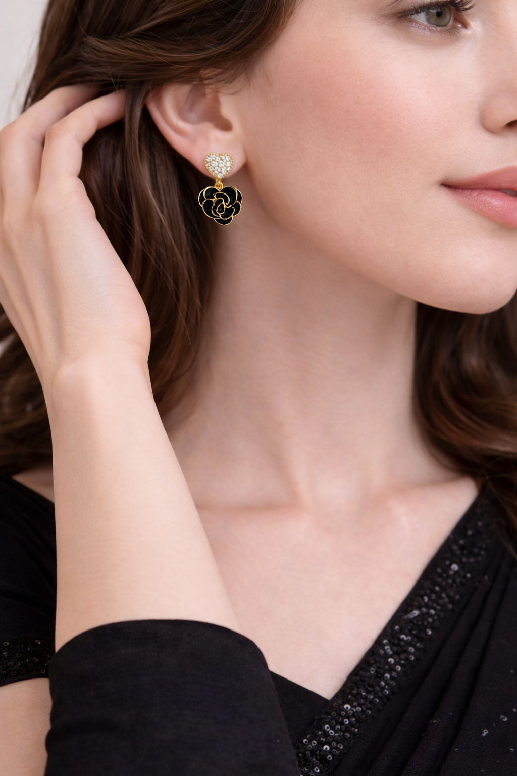 Heart Drop 18k Gold Earrings with Black Rose | Anti-Tarnish