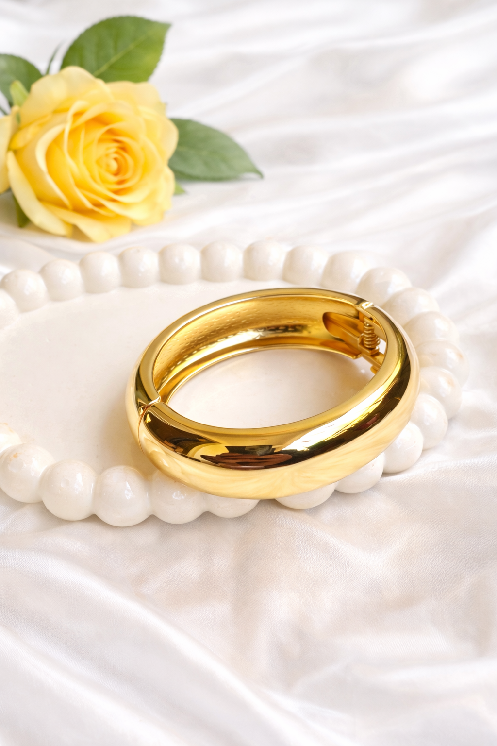 Aura Classic 18k Gold Plated Smart Finish Bangle Shaped Kadaa | Anti-Tarnish