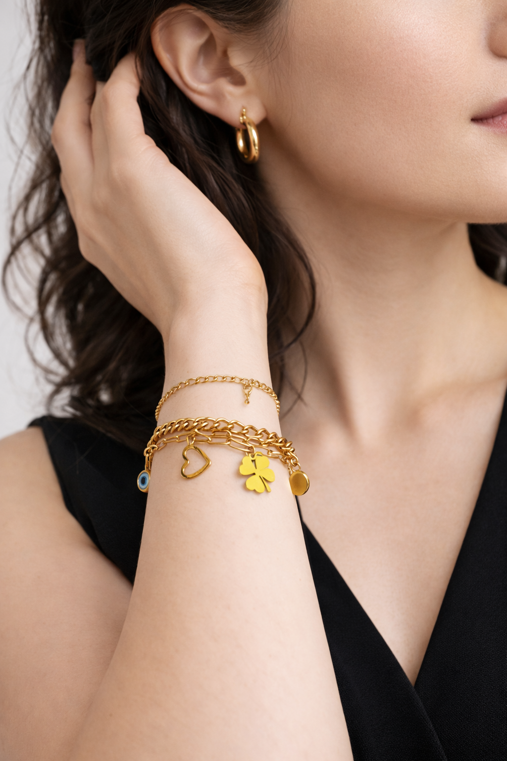 Lucky Clover & Heart Charm 18k Gold-Plated Bracelet  | Anti-Tarnish