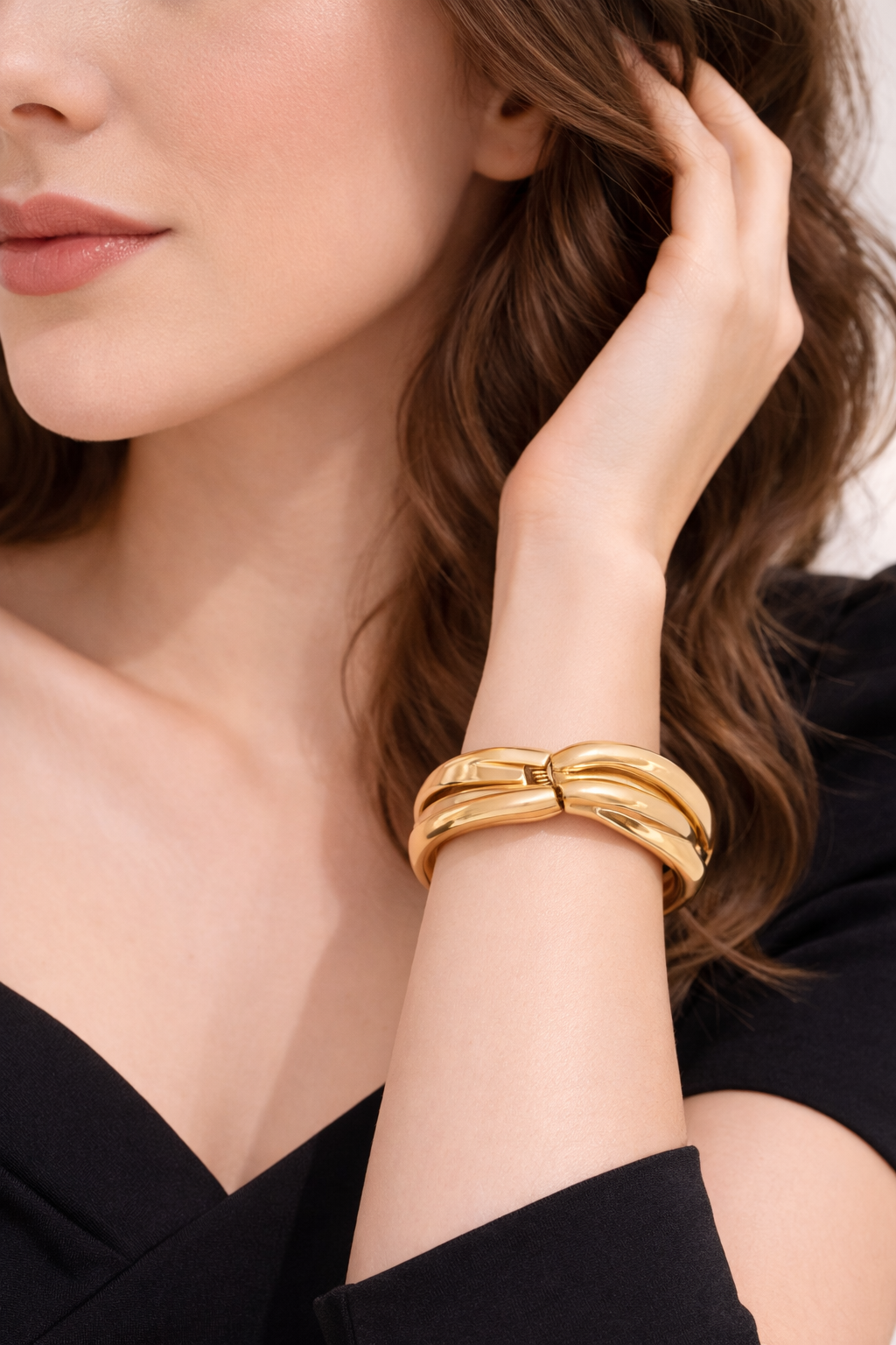 Anti-Tarnish Gold Plated Classic Hinged Bracelet