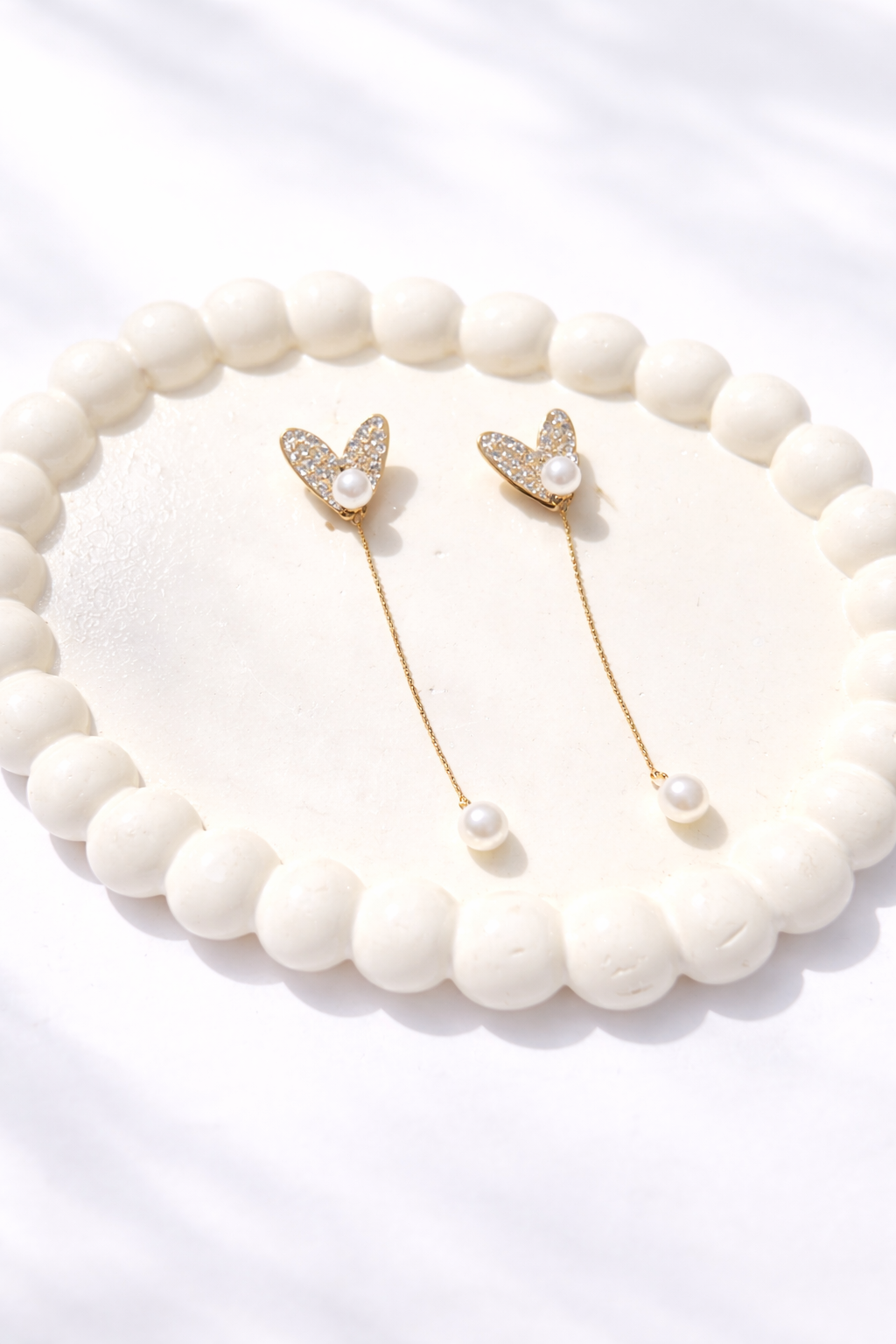 Anti-Tarnish Gold Heart Chain Drop Earrings with Pearl Finish