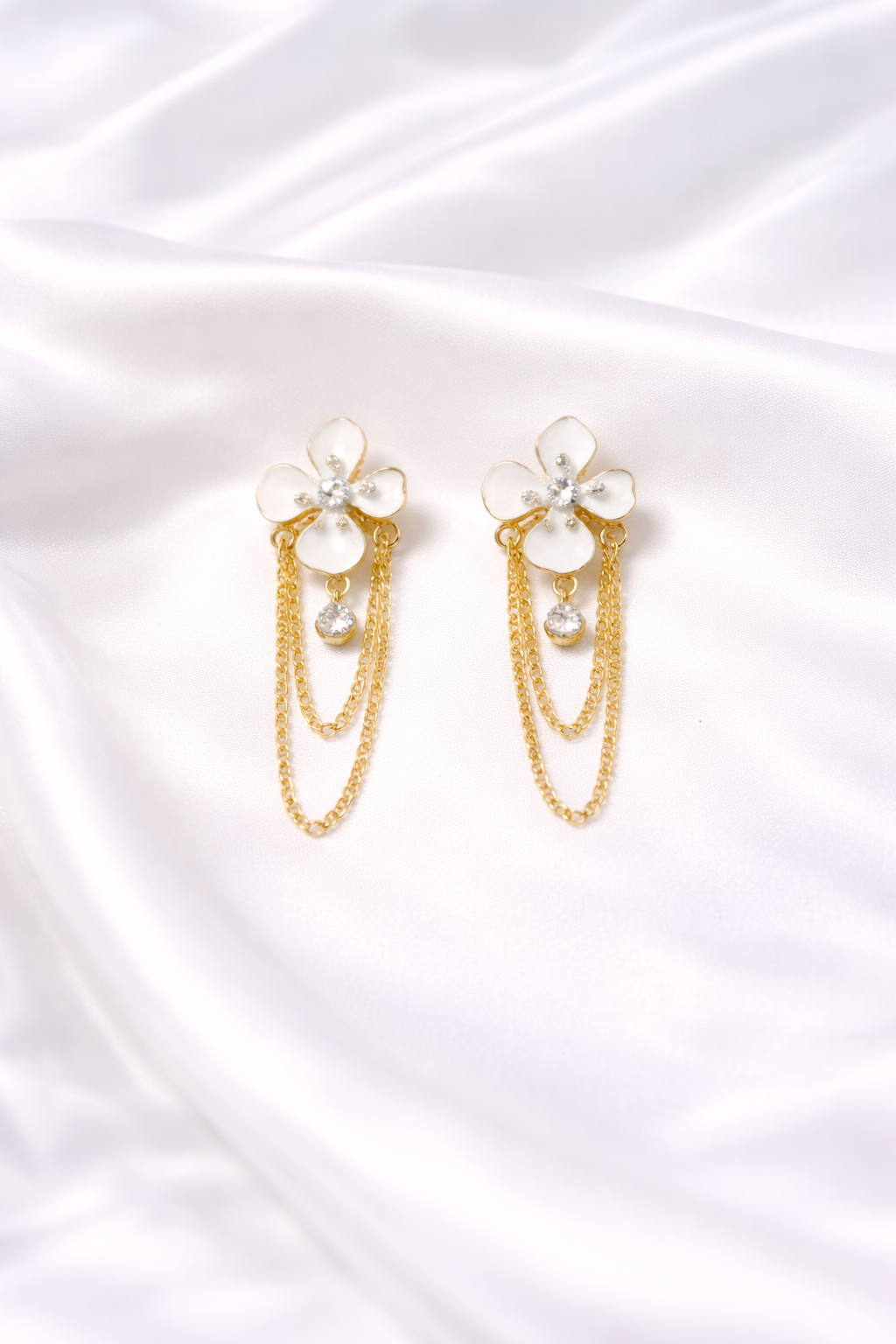 Anti-Tarnish Pearl Bloom Floral Chain Drop Earrings