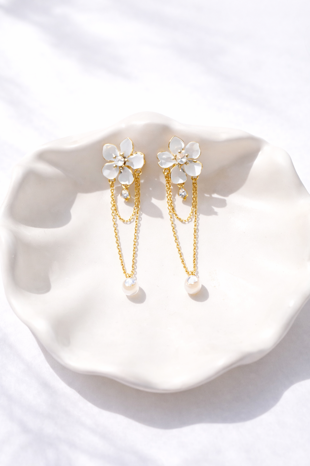 Anti-Tarnish Pearl Bloom Floral Chain Drop Earrings