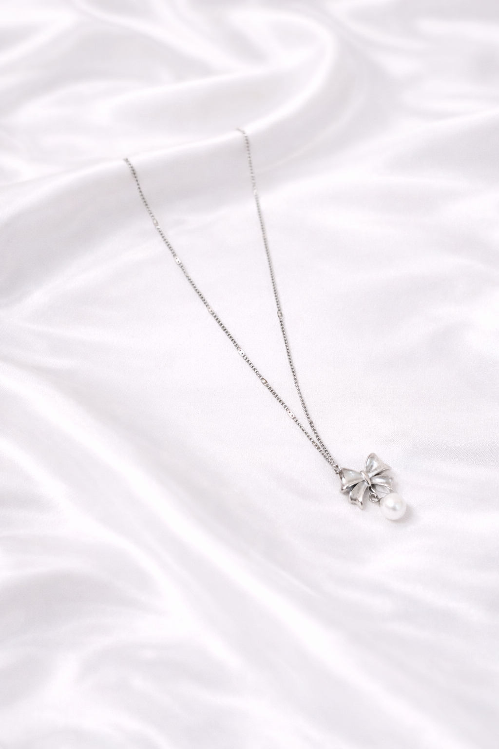 Anti-Tarnish Silver Floral Pearl Drop Pendant Necklace