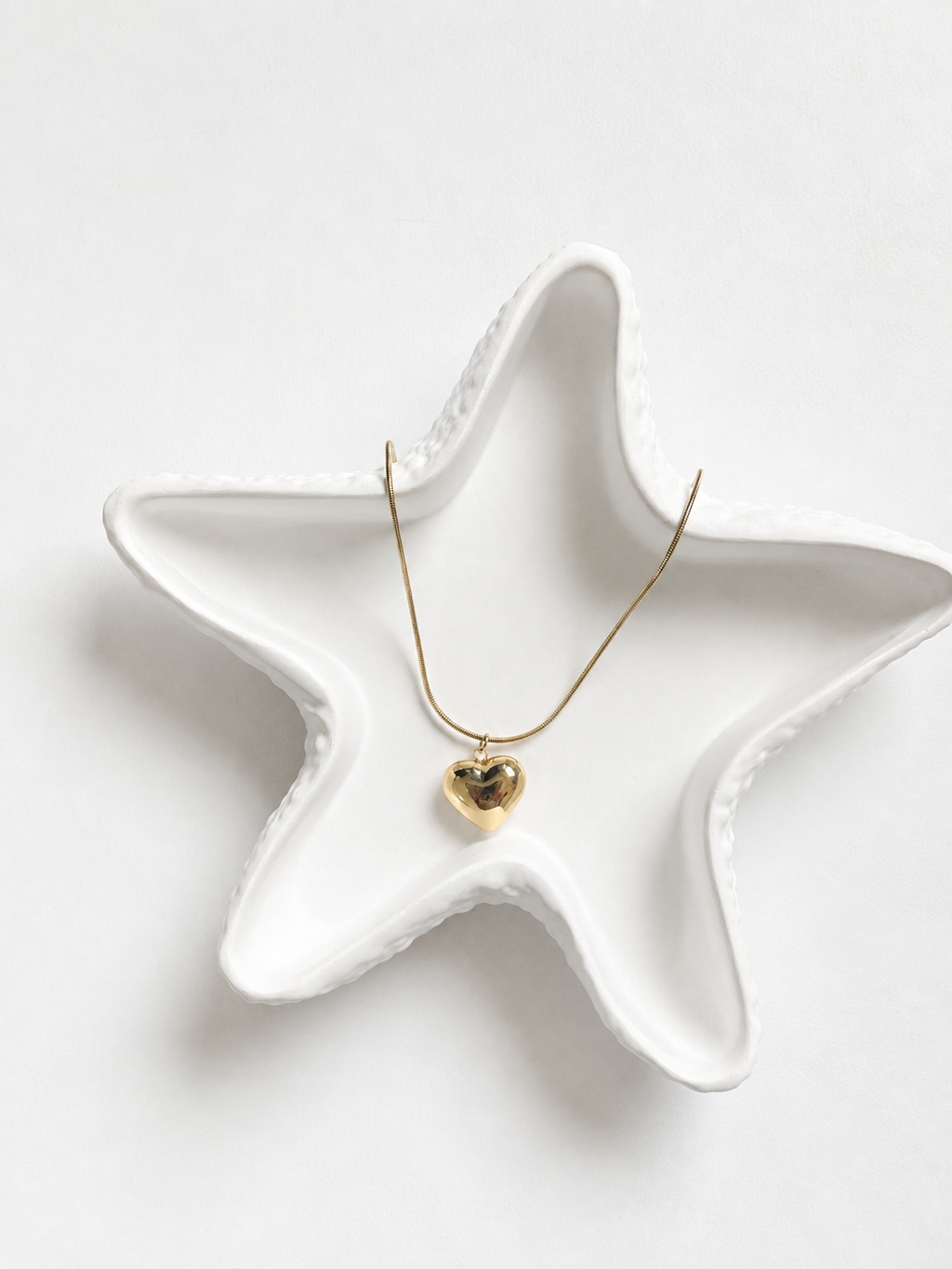 Golden Heart Pendant Necklace Anti-Tarnish