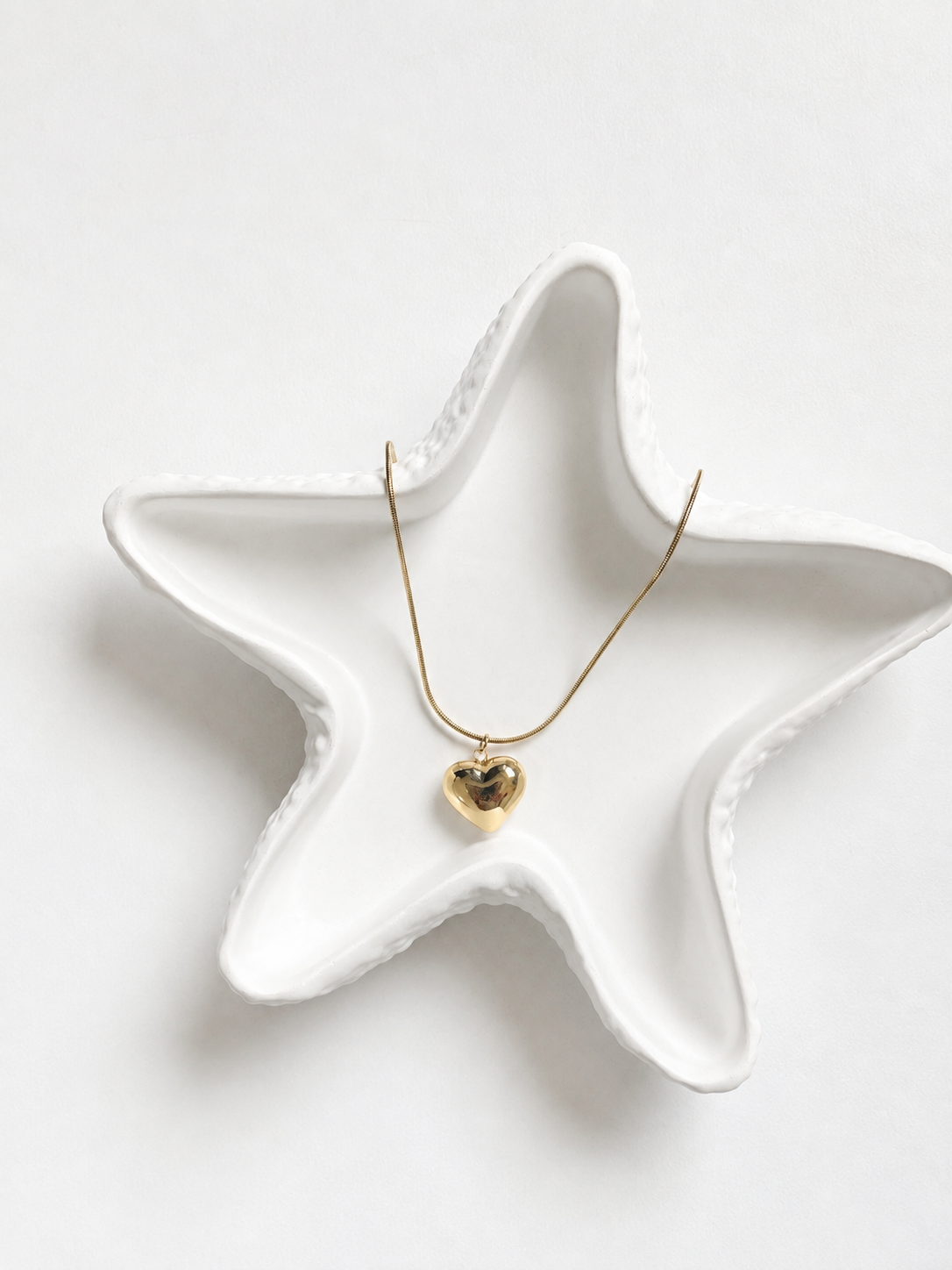 Golden Heart Pendant Necklace Anti-Tarnish